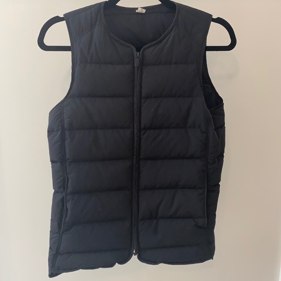 Lululemon puffer vest